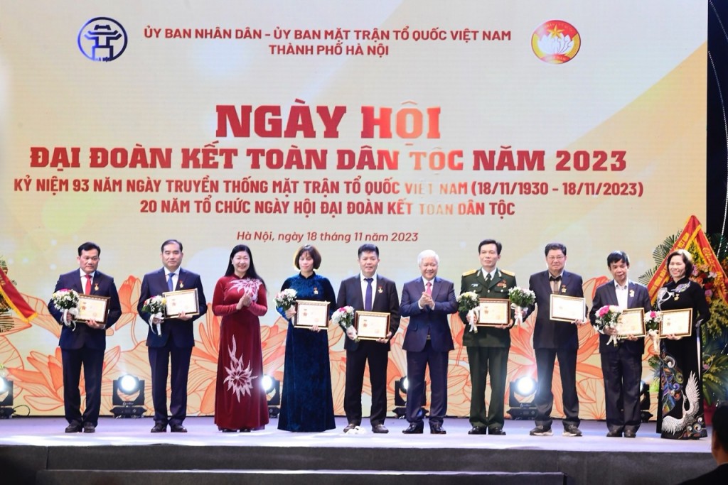 Làm tốt vai trò “cầu nối” bền chặt giữa cấp ủy Đảng, chính quyền và các tầng lớp Nhân dân